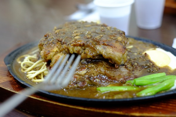 金牛座牛排館：懷念的雙拼再現-金牛座牛排