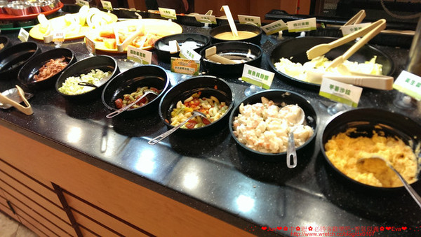 Pizza Hut 歡樂吧(中壢餐廳店):【食記】oO。。中壢店必勝客歡樂吧Pizza吃到飽:『義大利香料季~香氣似義』!。o○。