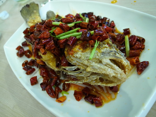 海人廚房：＜台北｜中山｜海鮮餐廳＞進擊的波士頓龍蝦之肌肉猛男又來摟～海人廚房