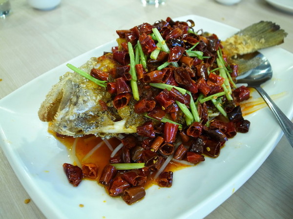 海人廚房：＜台北｜中山｜海鮮餐廳＞進擊的波士頓龍蝦之肌肉猛男又來摟～海人廚房