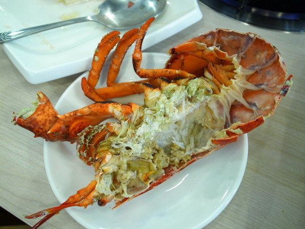 海人廚房：＜台北｜中山｜海鮮餐廳＞進擊的波士頓龍蝦之肌肉猛男又來摟～海人廚房