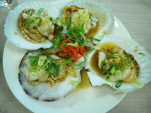 海人廚房：＜台北｜中山｜海鮮餐廳＞進擊的波士頓龍蝦之肌肉猛男又來摟～海人廚房