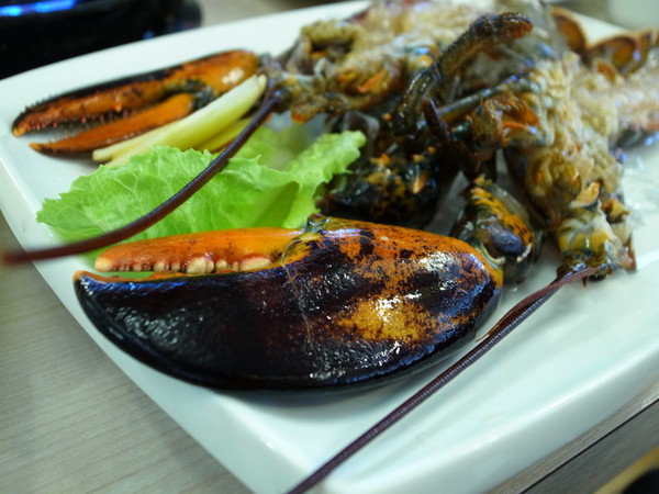 海人廚房：＜台北｜中山｜海鮮餐廳＞進擊的波士頓龍蝦之肌肉猛男又來摟～海人廚房