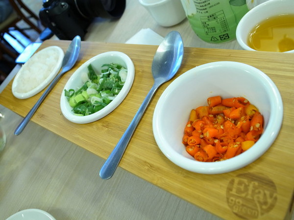 海人廚房：＜台北｜中山｜海鮮餐廳＞進擊的波士頓龍蝦之肌肉猛男又來摟～海人廚房