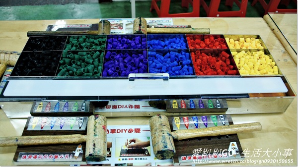 蠟藝彩繪館：【宜蘭/蘇澳】哇~超大的蠟筆居然是廁所..真是不可思議