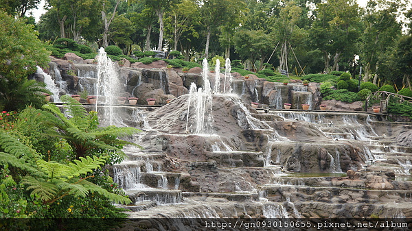 台中新社古堡莊園: 【台中市】新社古堡花園