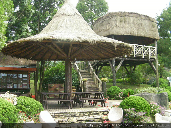 台中新社古堡莊園: 【台中市】新社古堡花園