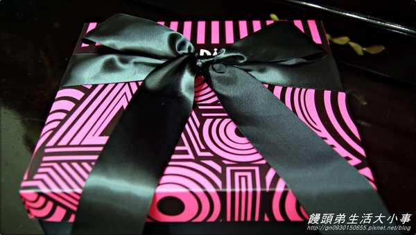 GATORiCCO 卡朵莉菓：【宅配】超豪華時尚鳳梨酥♪♪GATORiCCO 卡朵莉菓♪♪