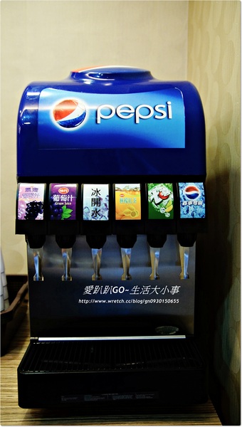 帕瑪司厚切牛排:【食記/新北市】肉質鮮美的12OZ厚切牛排