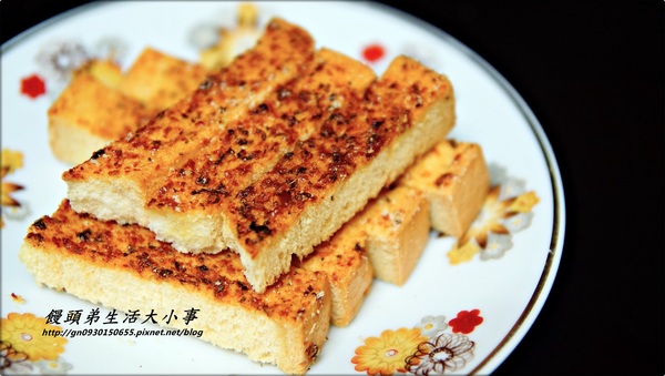 羊角圈圈點心坊:【羊角圈圈點心坊】來品嚐爆漿的日式鮮奶冰淇淋泡芙