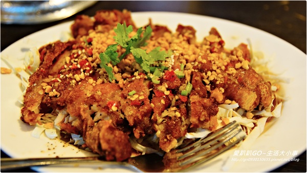 暹邏皇朝泰式料理:【食記/新北市】發現巷弄間美食泰式料理♪♪暹邏皇朝♪♪