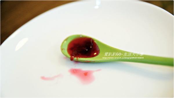 戀巧克手工黑巧克力專門店：【食記/新北市】你有吃過養生又健康全素的巧克力嗎？？