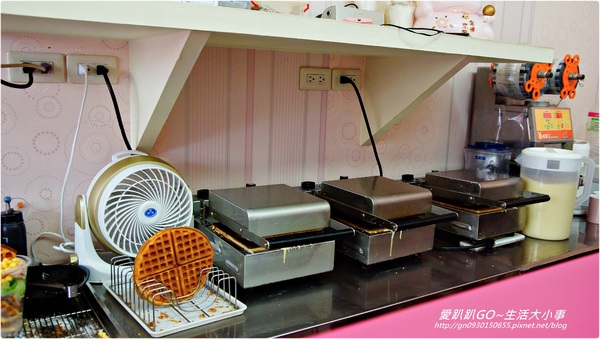 倍樂堤鬆餅專賣店：【食記／新北市】超平價美味鬆餅～攜帶方便♪♪倍樂堤鬆餅專賣店 ♪♪