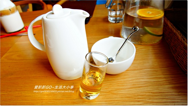 The V:F 舞蔬弄果:【食記/台北市】結合健康、環保、綠化的蔬果工廠~舞蔬弄果