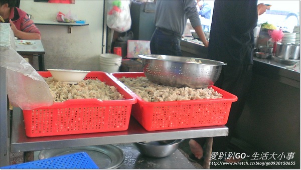 阿鳳浮水虱目魚焿:【食記/台南】阿鳳浮水魚羹