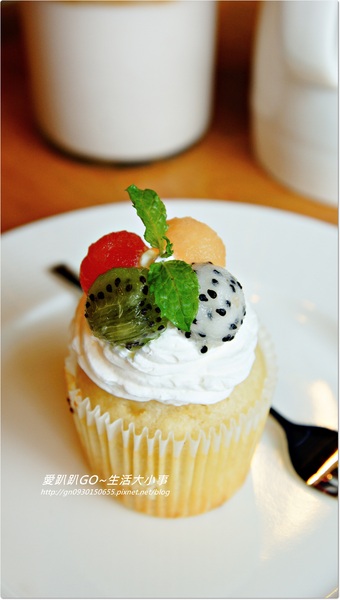 The V:F 舞蔬弄果:【食記/台北市】結合健康、環保、綠化的蔬果工廠~舞蔬弄果