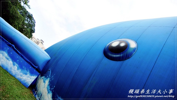 青年公園：【台北市／萬華】首創紙風車台灣昆蟲創意展～夢想大藍鯨