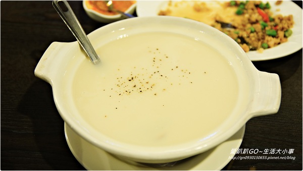 暹邏皇朝泰式料理:【食記/新北市】發現巷弄間美食泰式料理♪♪暹邏皇朝♪♪