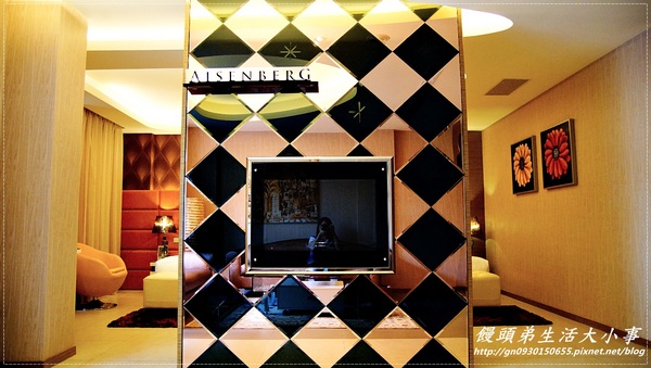 艾森堡時尚會館：【住宿／新北市】南洋風～總裁商務房♪♪艾森堡時尚會館♪♪