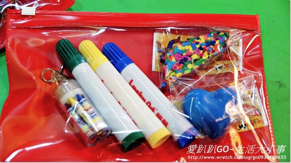 蠟藝彩繪館：【宜蘭/蘇澳】哇~超大的蠟筆居然是廁所..真是不可思議