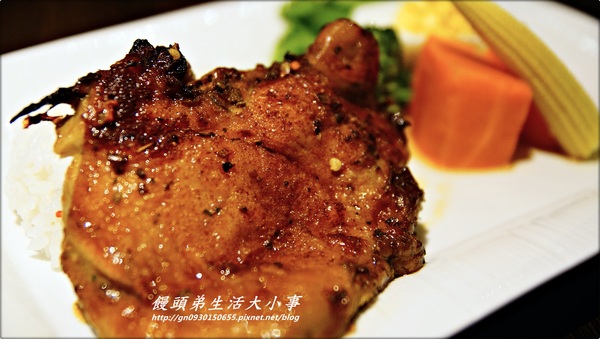 騎士花園：【食記/新北市】濃濃英式風格的下午茶餐廳♪♪騎士花園♪♪