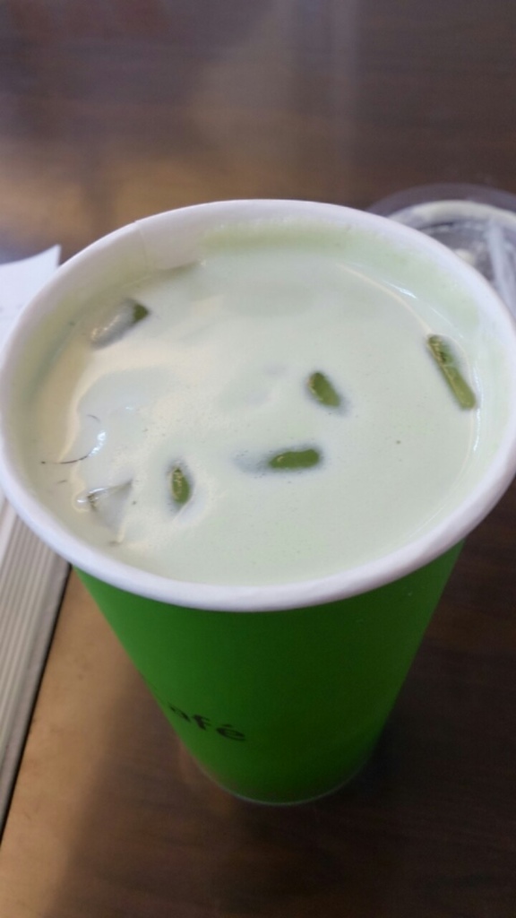 全家便利商店辻利抹茶拿鐵(冰):食in中壢。抹茶控的好朋友 【全家辻利抹茶拿鐵】