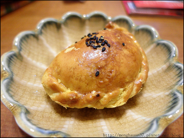 阿潘肉包:食in嘉義。包子店的咖哩餃無私推薦【阿潘肉包】