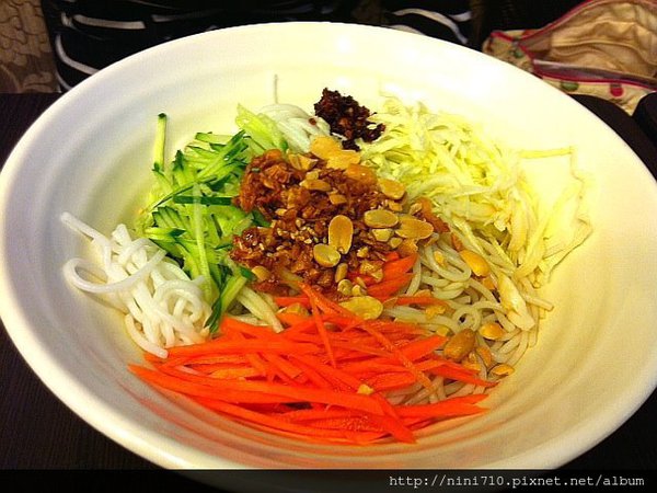 558660_4788568692254_1021133813_n