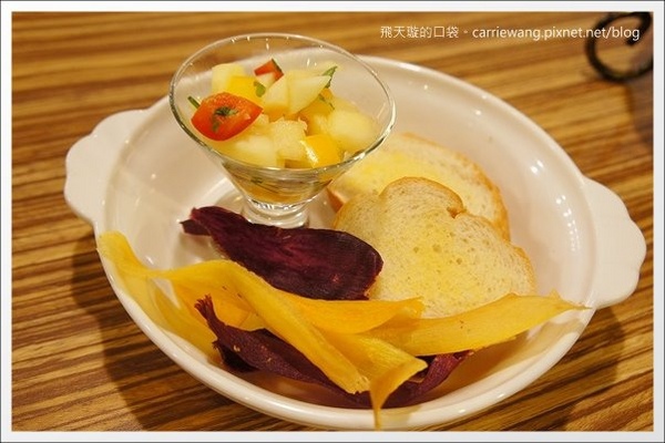 日漫咖啡:【台中咖啡館】日漫咖啡.La Vie Cafe。北屯大坑地區Tiffany風的複合式咖啡館推薦