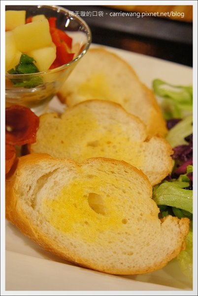 日漫咖啡:【台中咖啡館】日漫咖啡.La Vie Cafe。北屯大坑地區Tiffany風的複合式咖啡館推薦