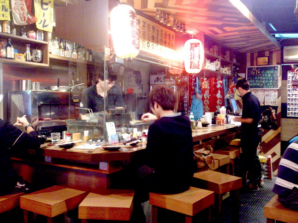 友達居酒屋:【口碑卷49】熱鬧東區下班喝酒聊天的好去處!友達居酒屋!