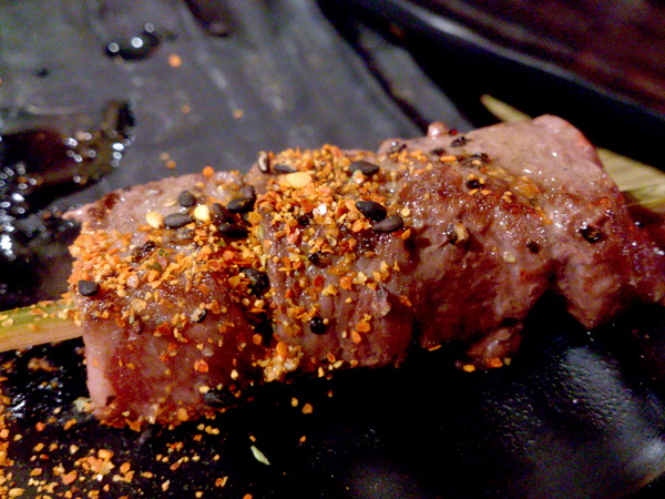 友達居酒屋:【口碑卷49】熱鬧東區下班喝酒聊天的好去處!友達居酒屋!