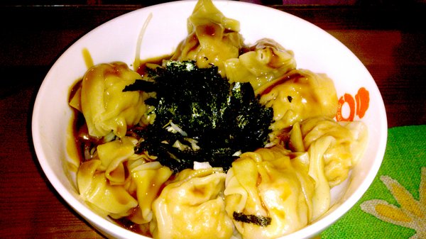 玉口香扁食園(輔大店):【台北新莊】輔大周邊美食之紅油炒手超好吃!玉口香扁食園!