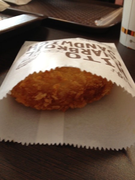 喜得炭火燒三明治(草屯中山店)：南投一日遊~草屯喜得炭火燒三明治早餐