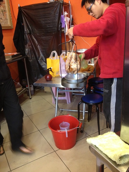 艋舺烤雞工坊：艋舺烤雞工坊