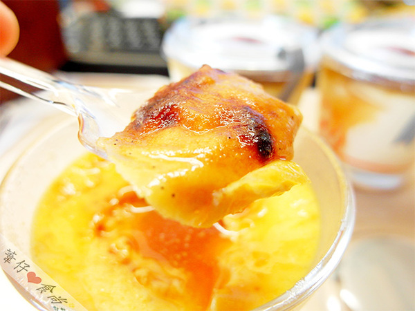 Felicitas妃莉娶達司手創烘焙：Felicitas(妃莉娶達司)手創烘焙之超滑嫩雙口感布丁!!