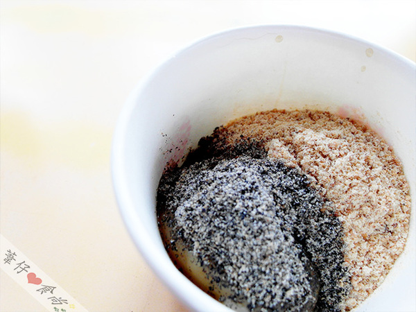 莊子土豆仁湯：熱呼呼的天氣來碗雙色麻糬燒~!