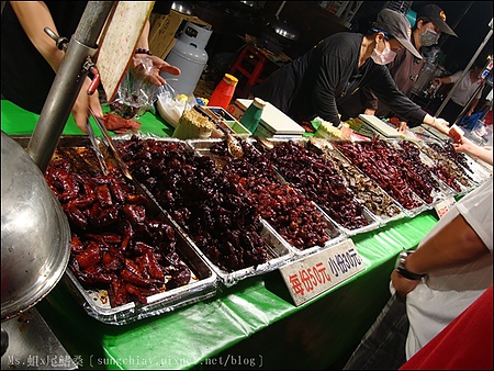 二師兄 古早味魯味：［台南東區］大東夜市｜二師兄滷味
