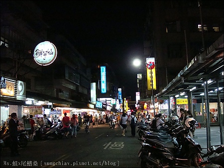 737正宗火雞發：［台北內湖］737巷夜市火雞發｜嘉義火雞肉飯．魯肉飯