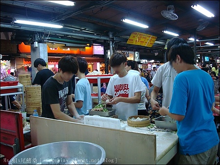 737正宗火雞發：［台北內湖］737巷夜市火雞發｜嘉義火雞肉飯．魯肉飯