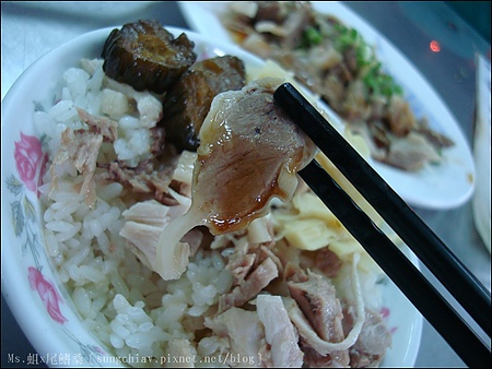 737正宗火雞發：［台北內湖］737巷夜市火雞發｜嘉義火雞肉飯．魯肉飯