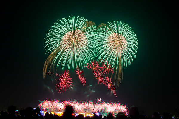 2012國慶煙火：[活動]【苗栗】2012國慶煙火。絢麗奪目的饗宴