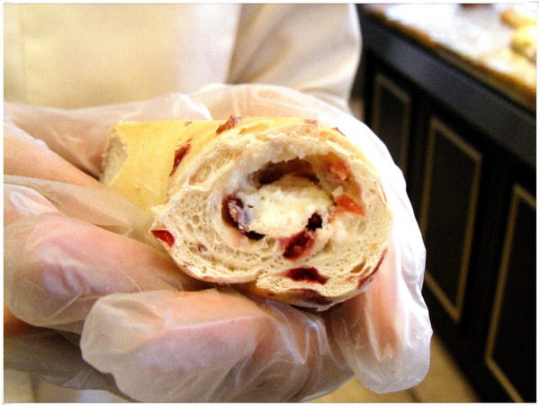 天使貝可 天然酵母手感烘焙: 【GoTainan試吃活動邀約】蝦米? 麵包裡面有波霸奶茶? 〞伯爵波霸奶茶〞登場~_天使貝可