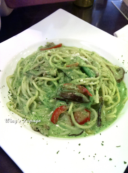 薩吧義麵洋食坊：【東門站】平價美味義麵。薩吧義麵洋食坊