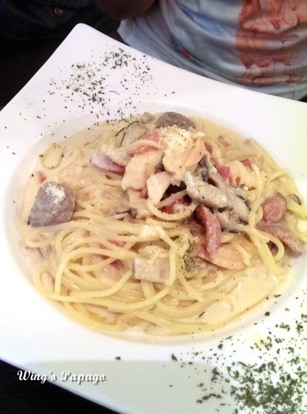 薩吧義麵洋食坊：【東門站】平價美味義麵。薩吧義麵洋食坊