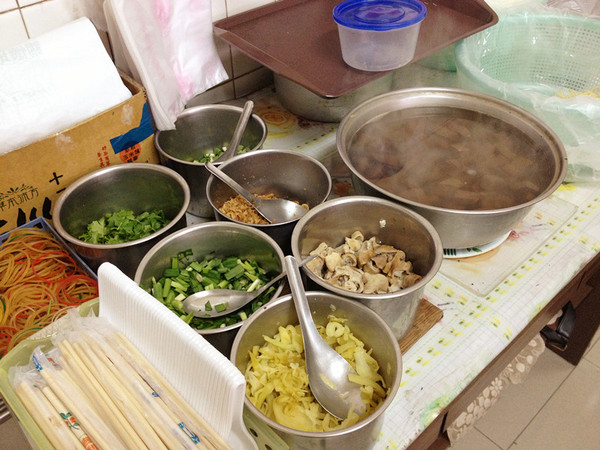 澎湖嫂肉粽專賣店:馬公♬粽葉飄香20載銅板小吃 澎湖嫂肉粽專賣店