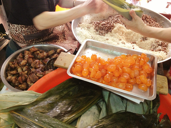 澎湖嫂肉粽專賣店:馬公♬粽葉飄香20載銅板小吃 澎湖嫂肉粽專賣店