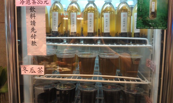 三姨臭豆腐(三姨素食):三姨素食~素食界的銅板美食餐廳