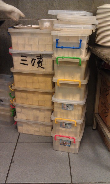 三姨臭豆腐(三姨素食):三姨素食~素食界的銅板美食餐廳