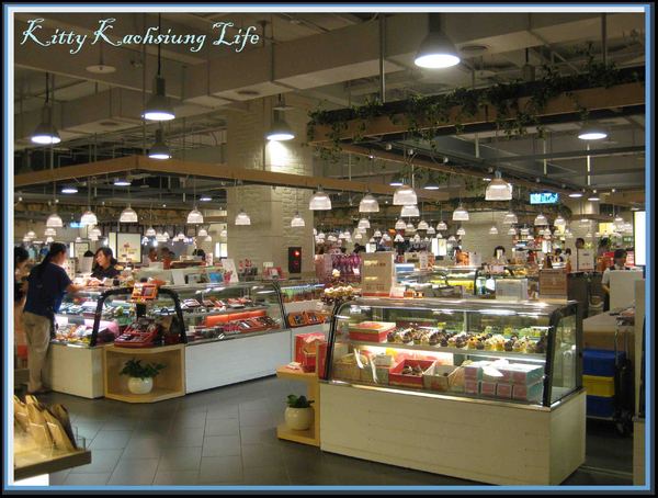 新光三越-左營店:【高雄】新光三越高鐵左營店地下美食街